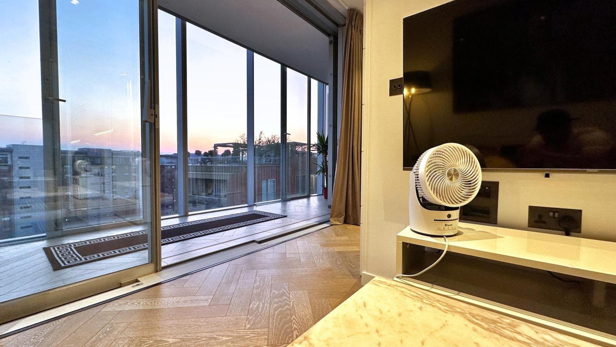 Battersea Power Station - Winter Garden Balcony & 1Gb Wifi - Luxurylondonstays Esterno foto